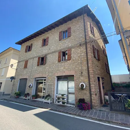 Apartament Piazza Di 1